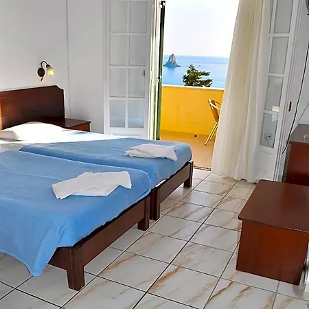Hotel Beautiful Maria With Pool - Agios Gordios Beach, Corfu